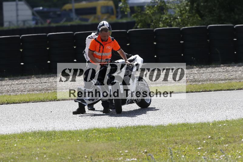Archiv-2025/22 06.06.2025 DISCOVER the BIKE ADR/Race 3 rot/77